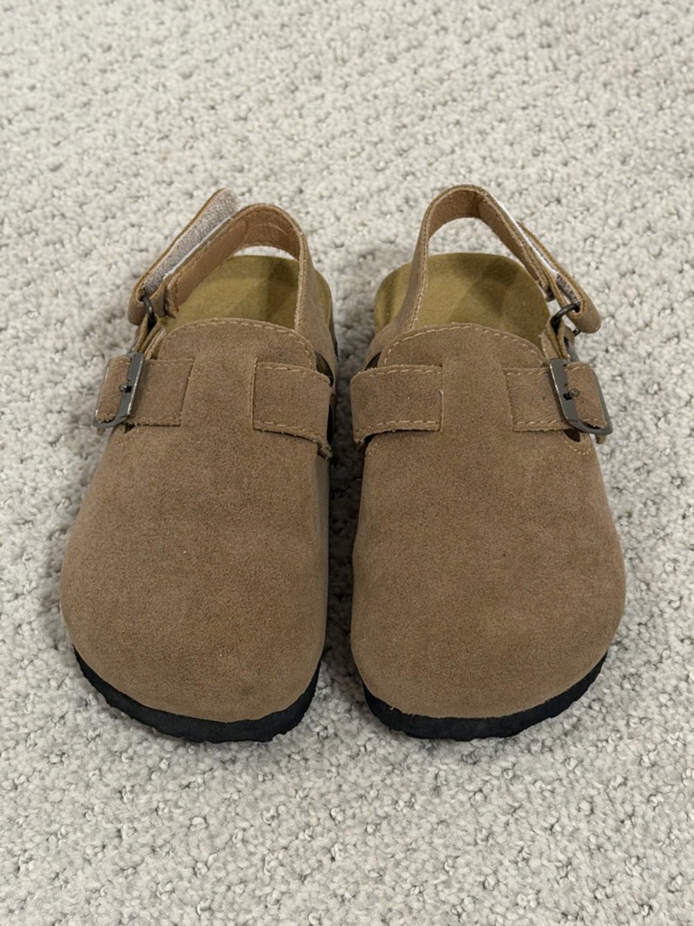 Fostered Collection Tan Clog - 8.5C - Picture 5 of 10